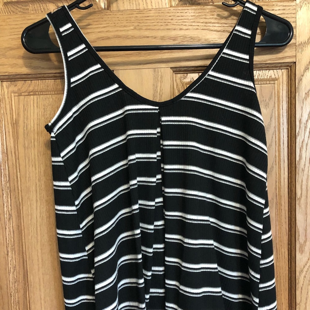 Tank top - Picture 3 of 3